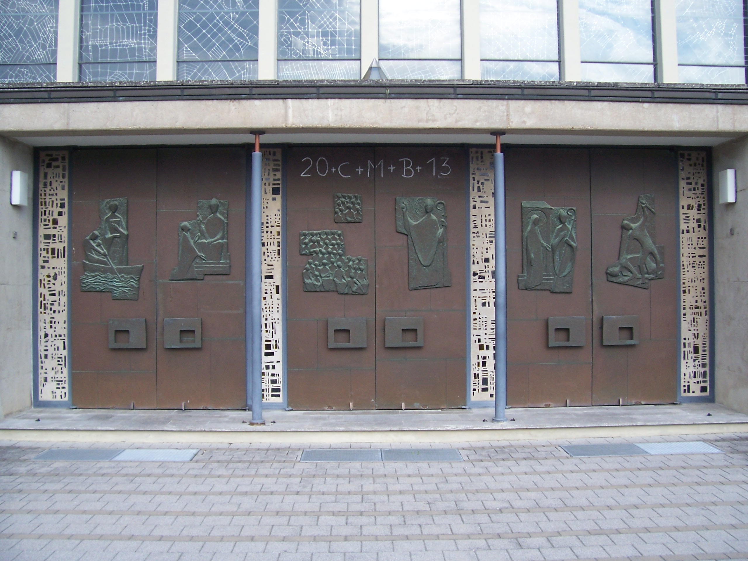 St. Bonifatius (TBB) Haupteingang