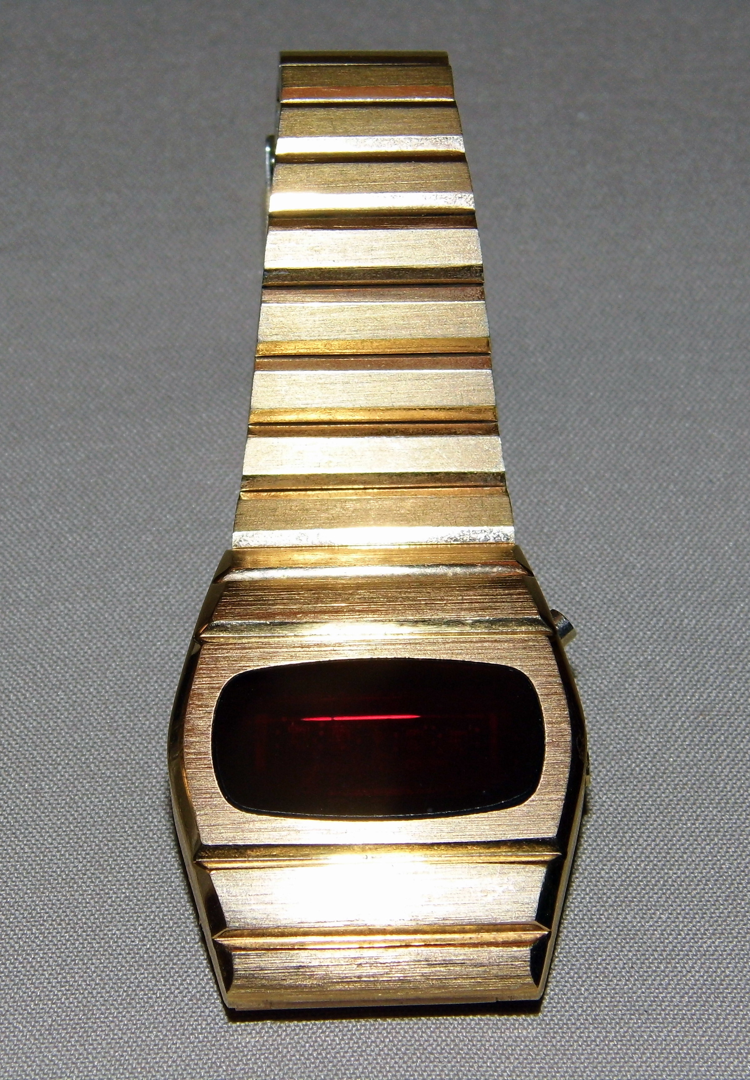 Vintage Men's LED Digital Goldtone Watch with Red Dial Face, Inside Back Cover Inscribed "Westclox", Excellent Working Condition, Made in Hong Kong, Circa 1970s (8598780562)